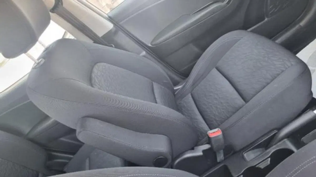 Hyundai ix20 usata a Savona (12)