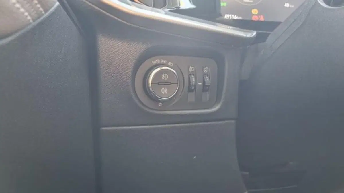 Opel Mokka usata a Savona (15)