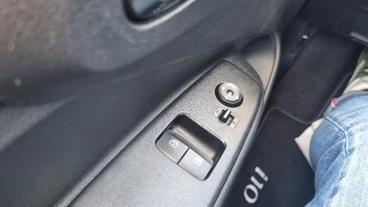 Hyundai i10 usata a Savona (11)