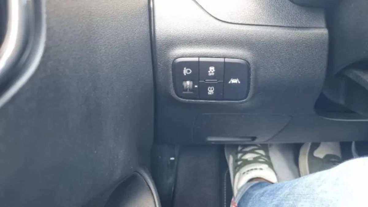 Hyundai i10 usata a Savona (12)