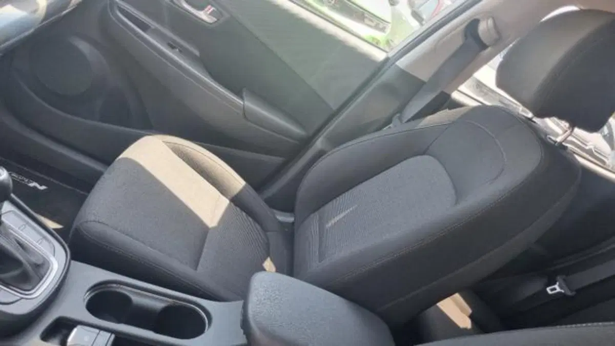Hyundai Kona usata a Savona (15)