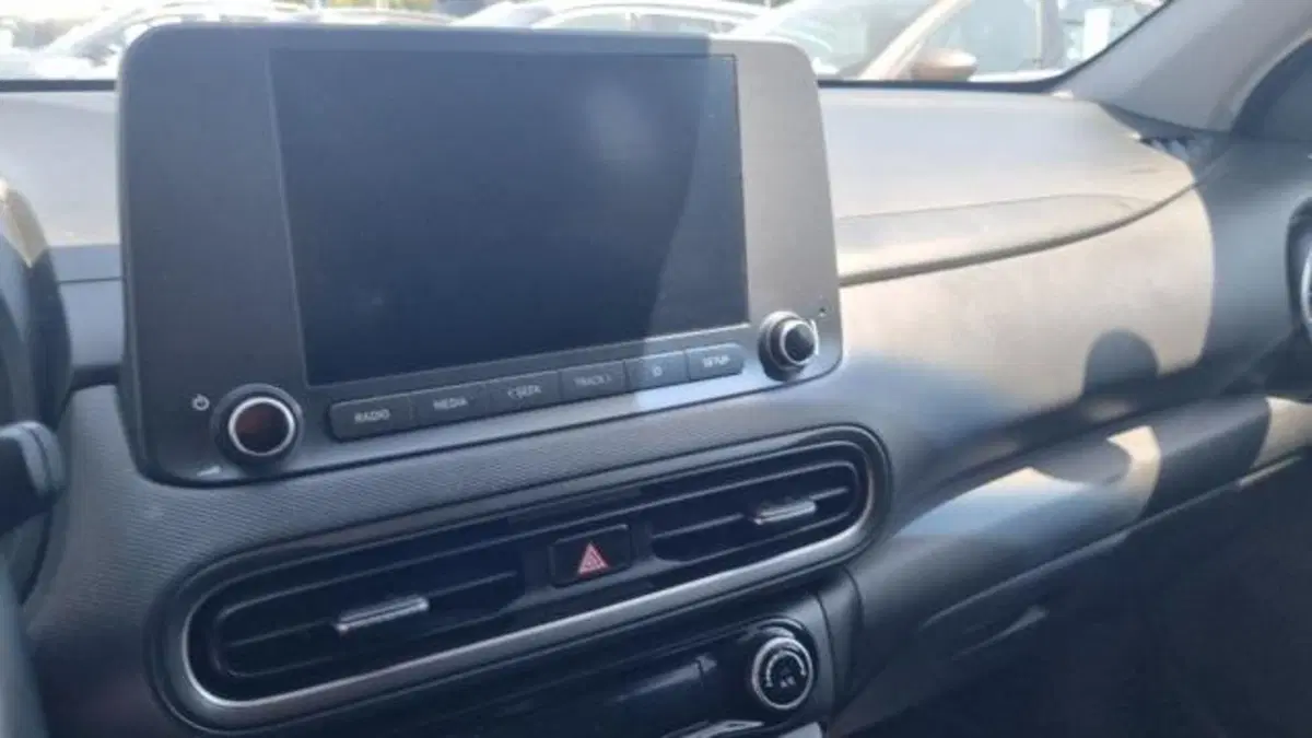 Hyundai Kona usata a Savona (18)