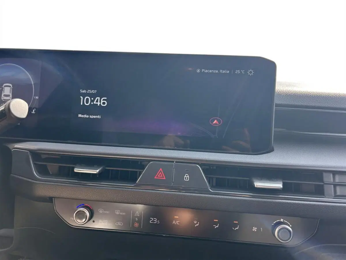 Kia Stonic usata a Piacenza (13)