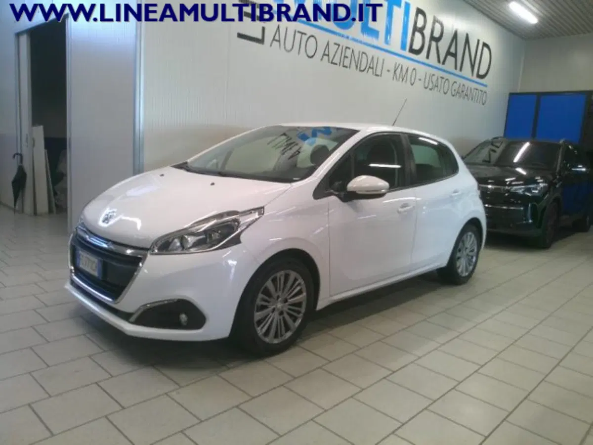 Peugeot 208 usata a Piacenza (12)