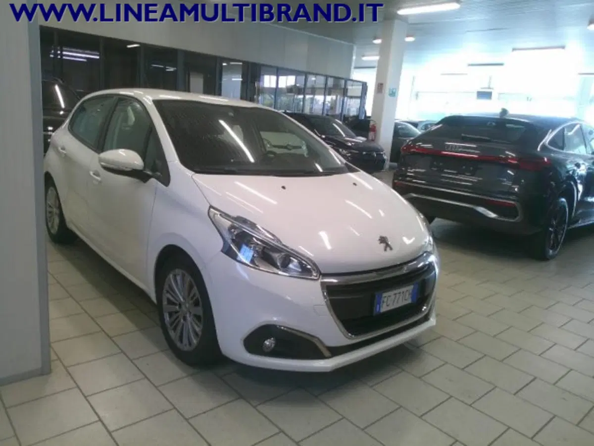 Peugeot 208 usata a Piacenza (13)