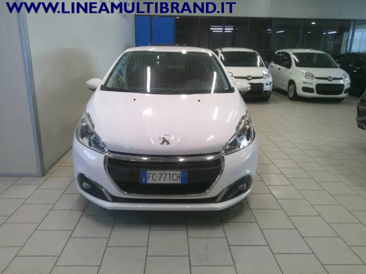 Peugeot 208 usata a Piacenza (2)