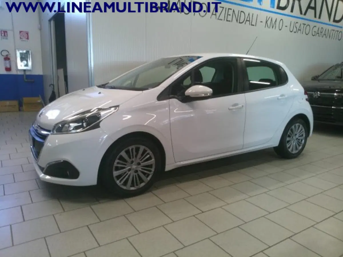 Peugeot 208 usata a Piacenza (4)