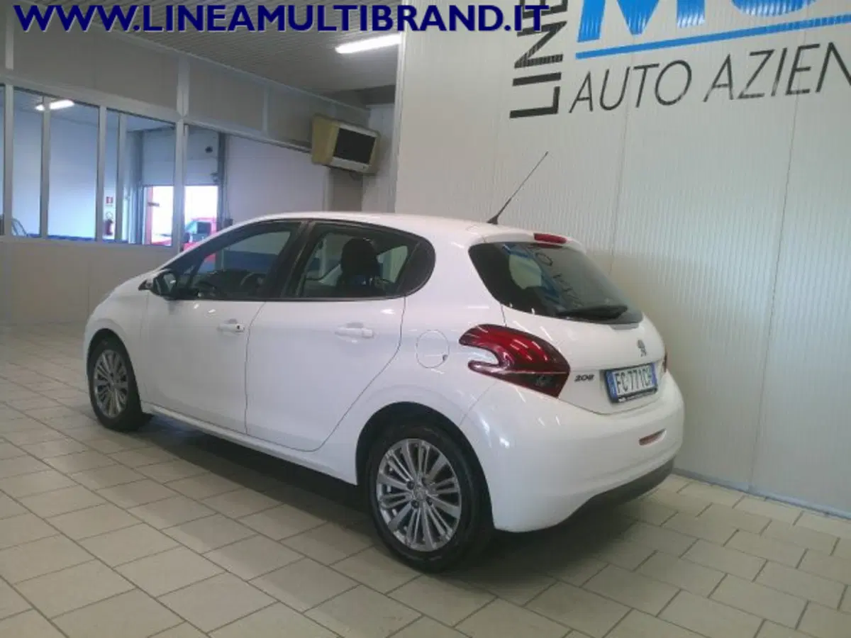 Peugeot 208 usata a Piacenza (5)