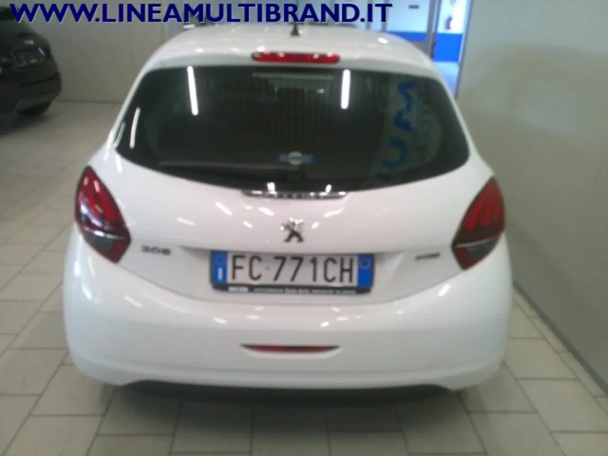 Peugeot 208 usata a Piacenza (6)