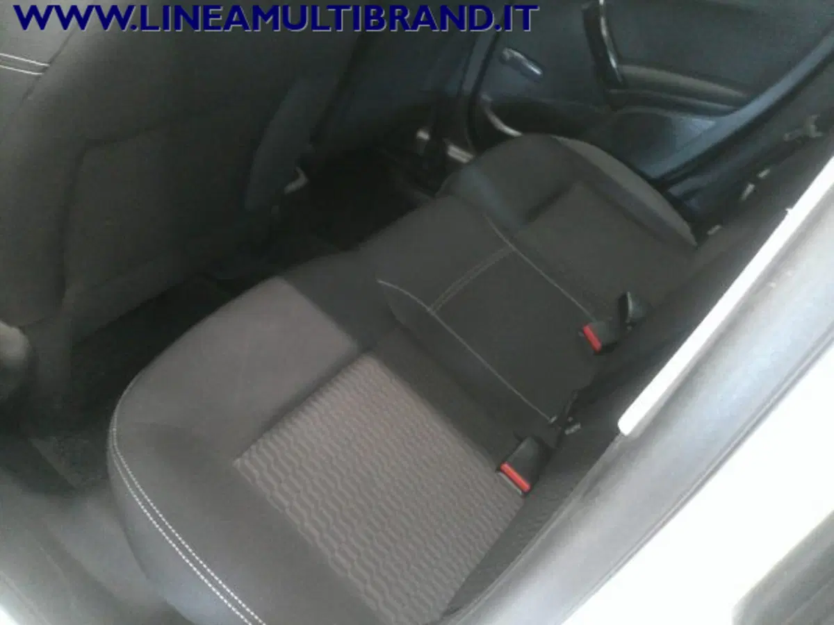 Peugeot 208 usata a Piacenza (9)