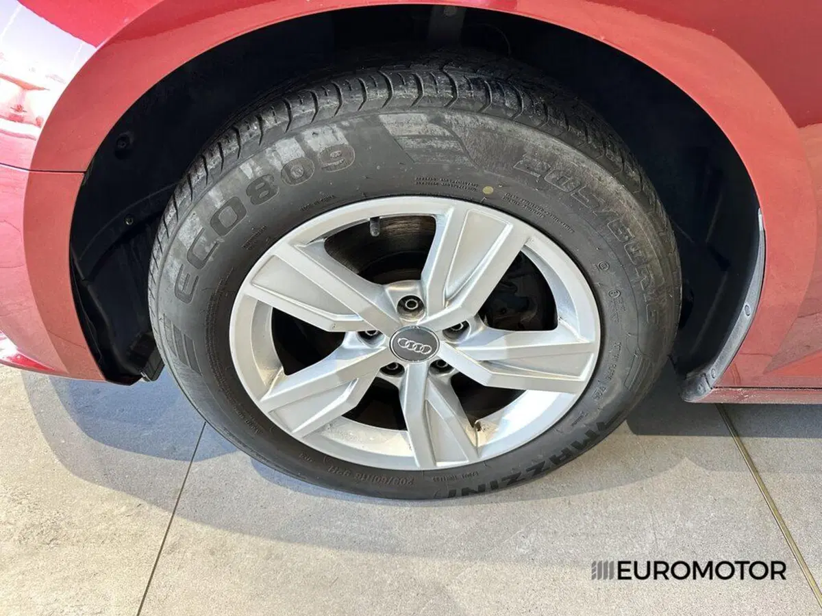 Audi A4 Avant usata a Bari (9)