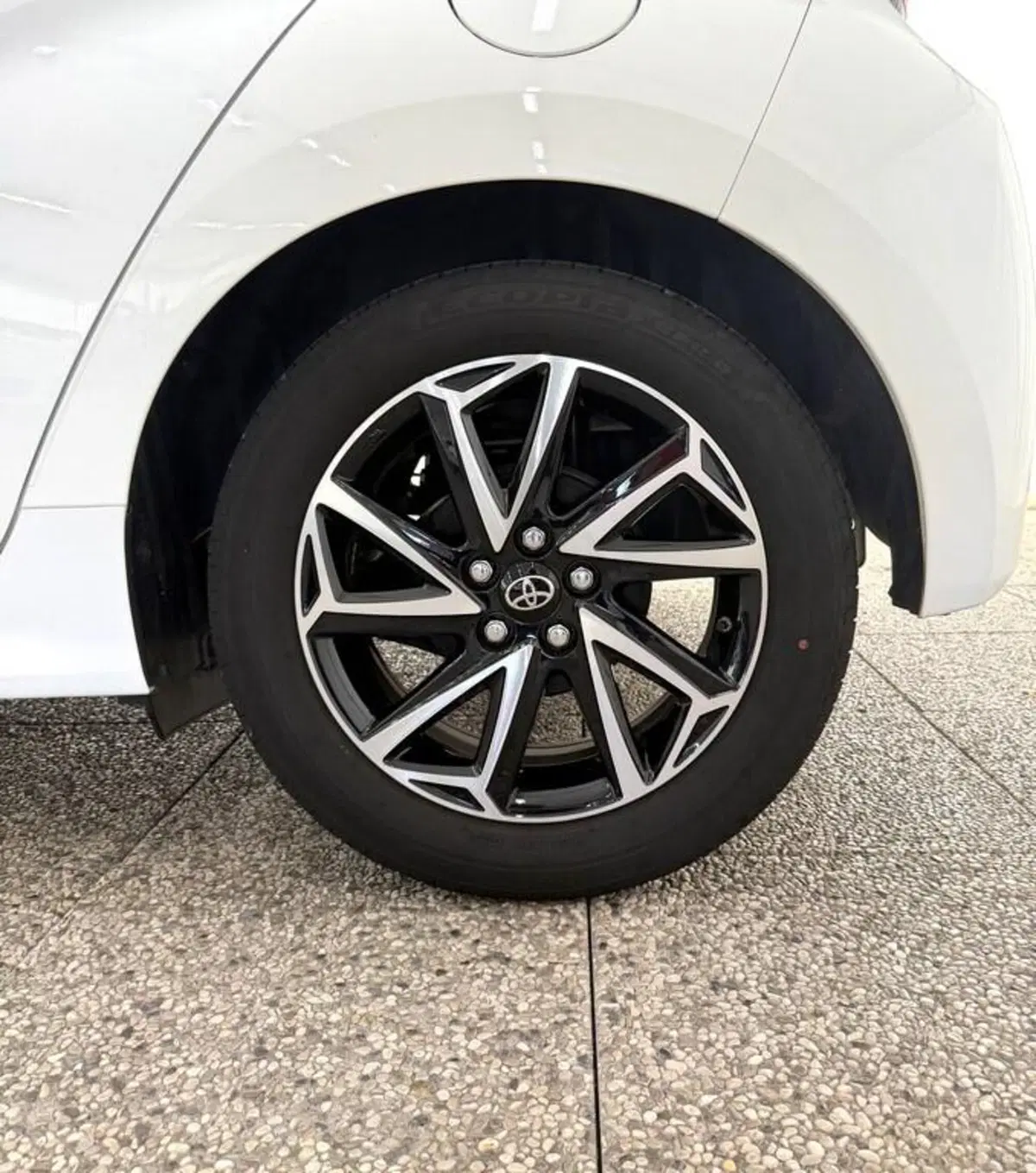 Toyota Yaris usata a Monza e Brianza (15)
