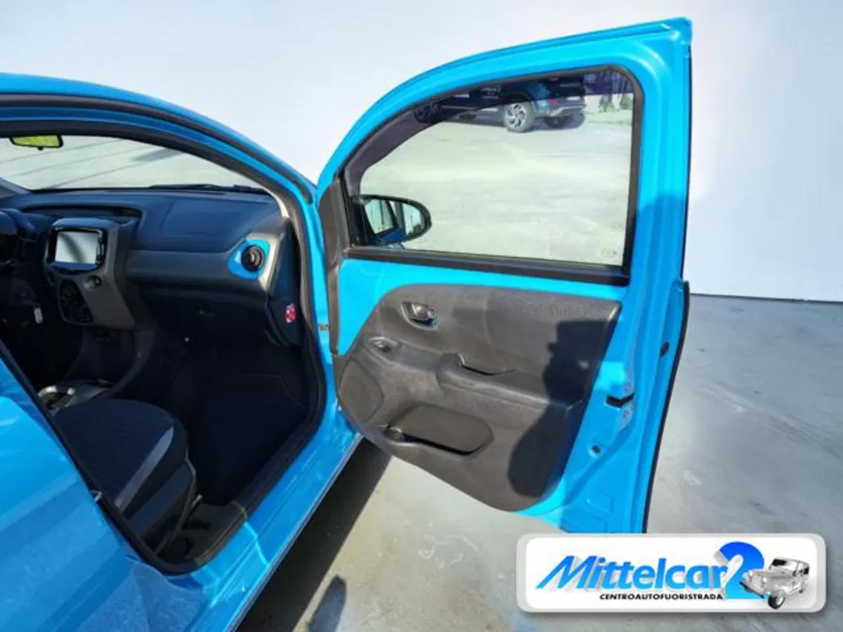 Toyota Aygo usata a Udine (10)