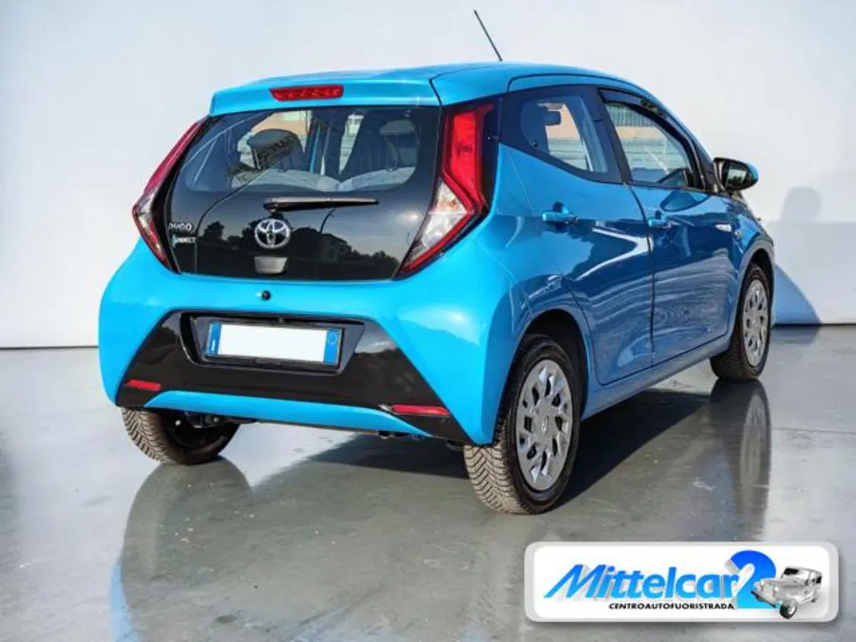 Toyota Aygo usata a Udine (6)