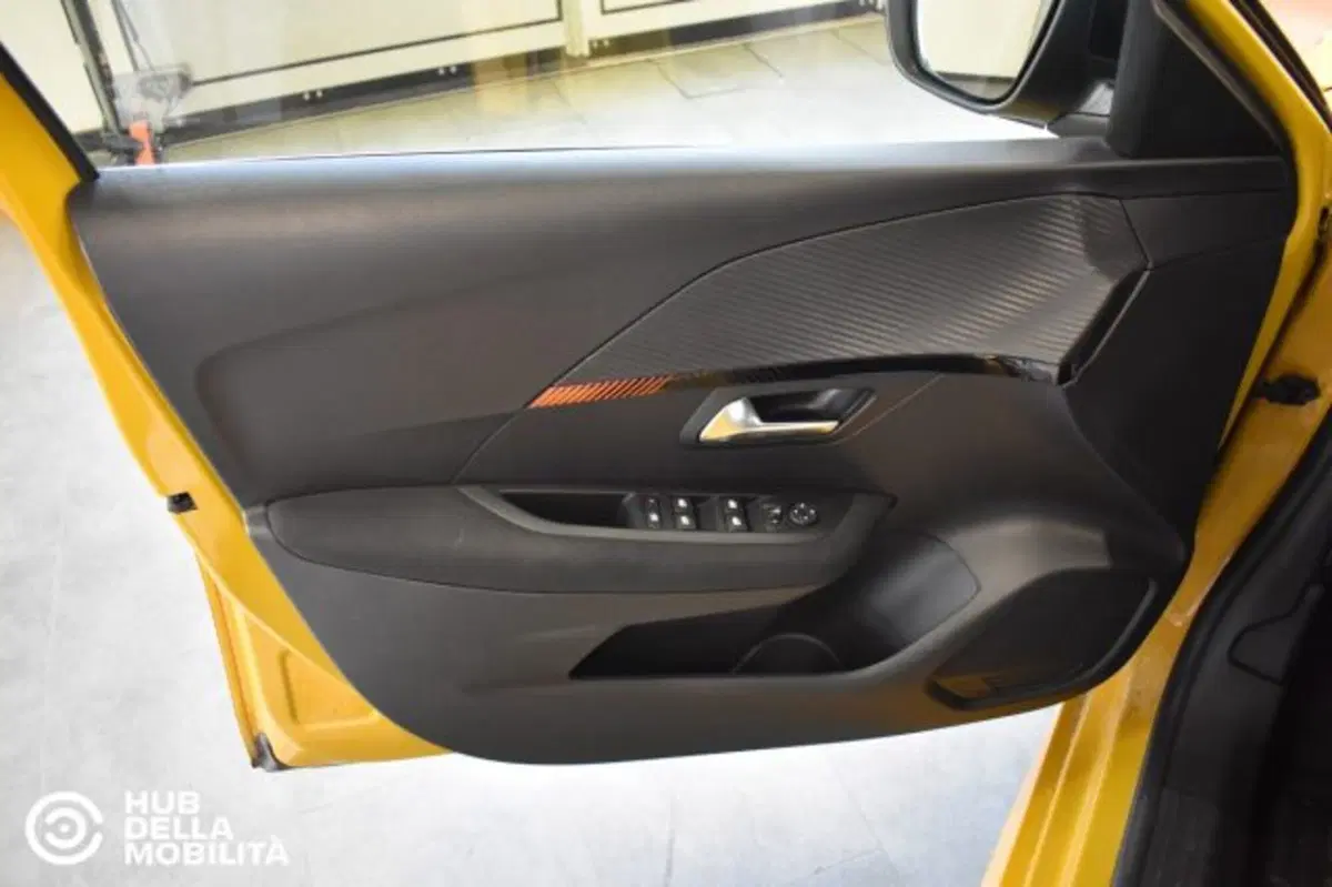 Peugeot 208 usata a Perugia (7)