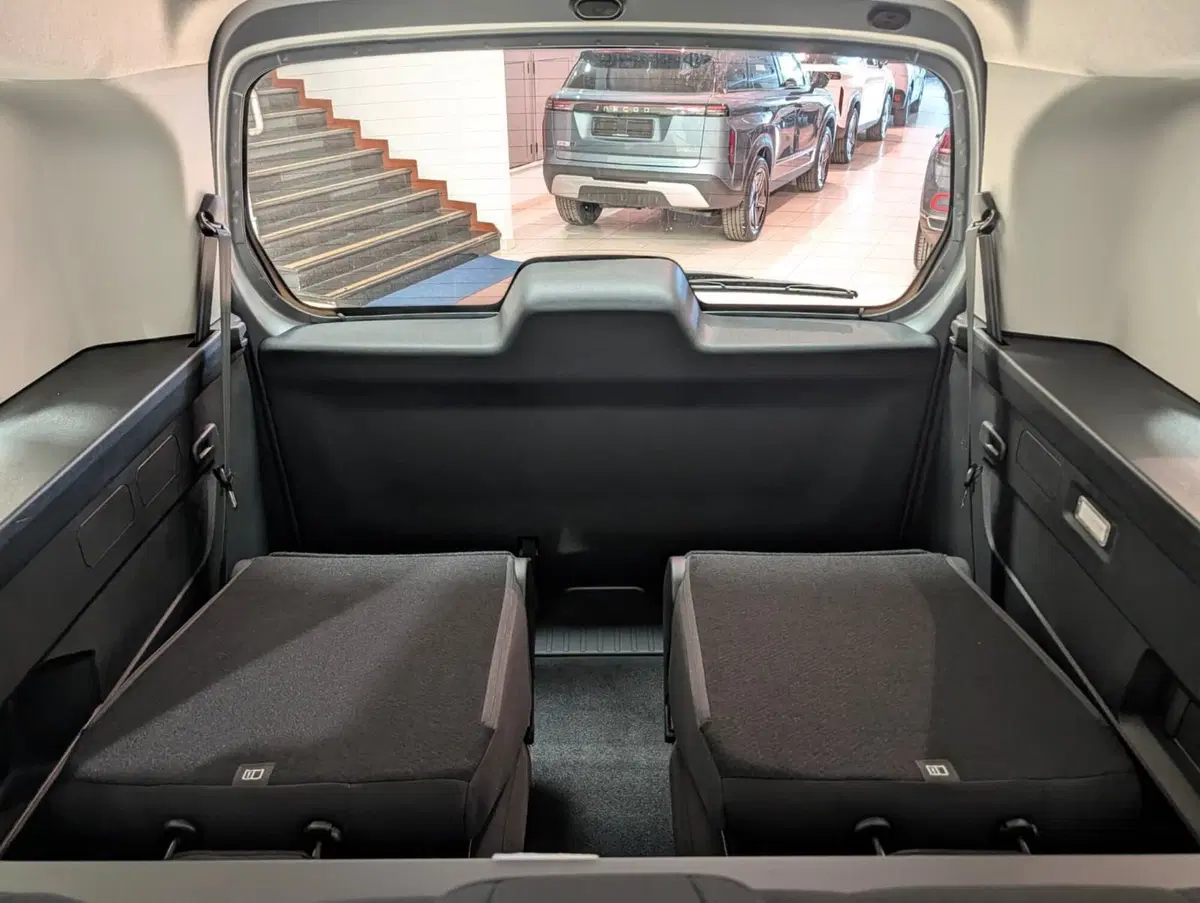 Peugeot Rifter nuova a Teramo (13)