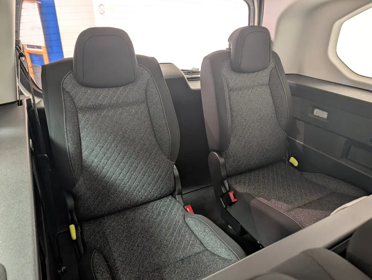 Peugeot Rifter nuova a Teramo (14)