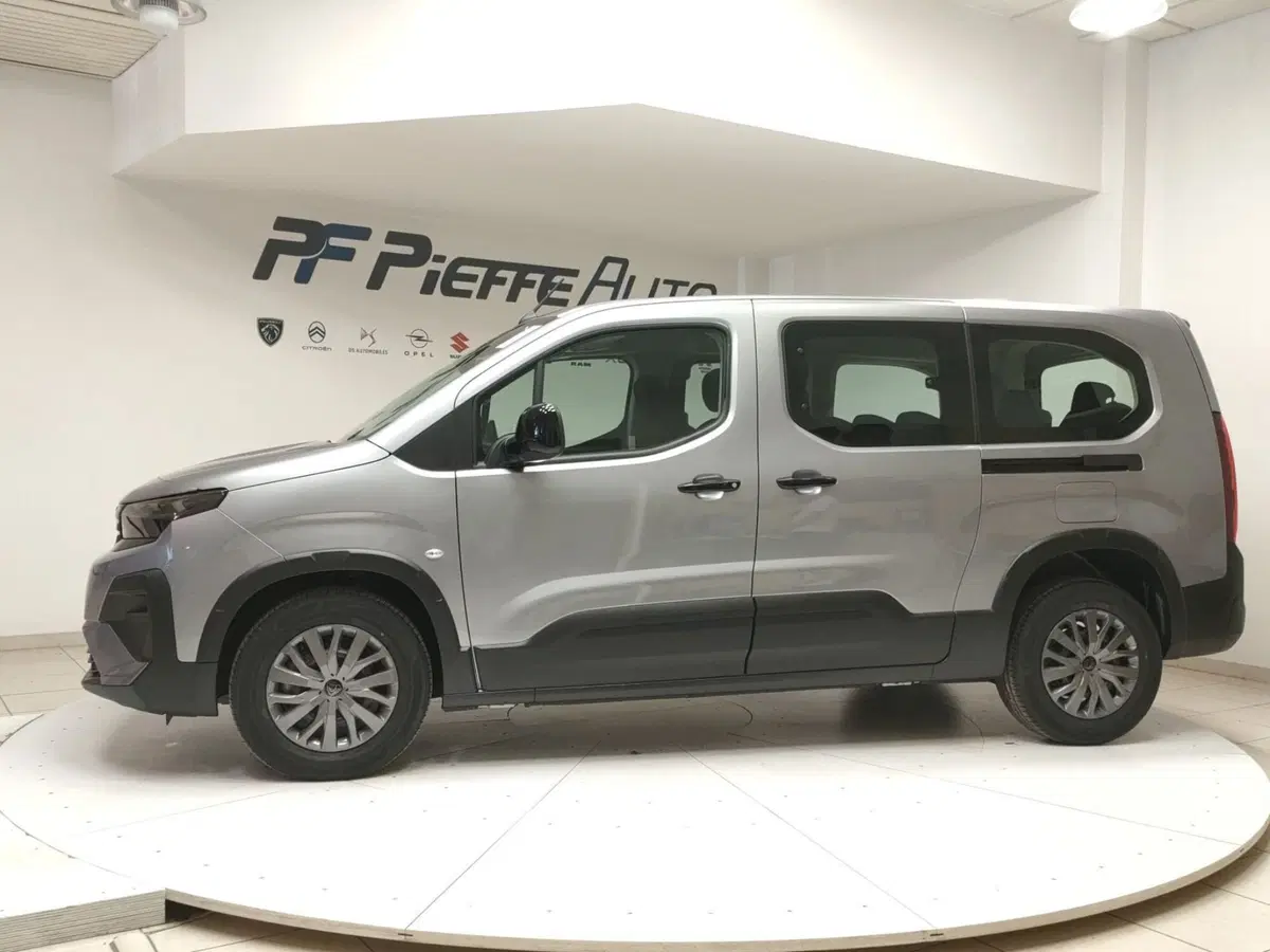 Peugeot Rifter nuova a Teramo (2)