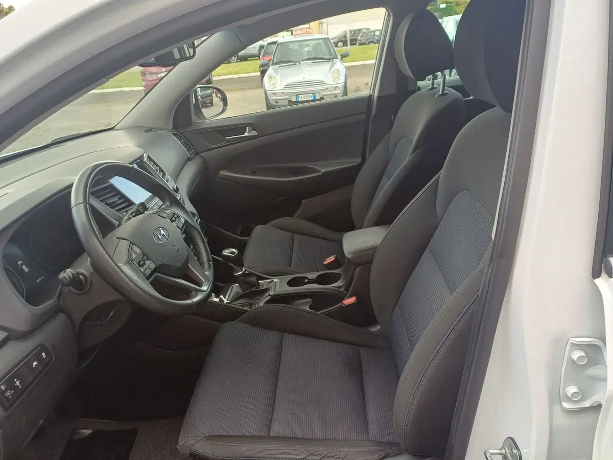 Hyundai Tucson usata a Alessandria (8)