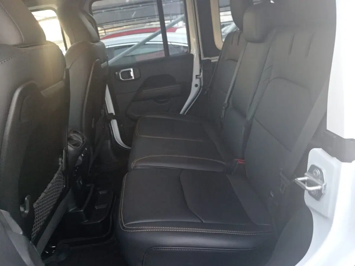 Jeep Wrangler Unlimited nuova a Alessandria (14)