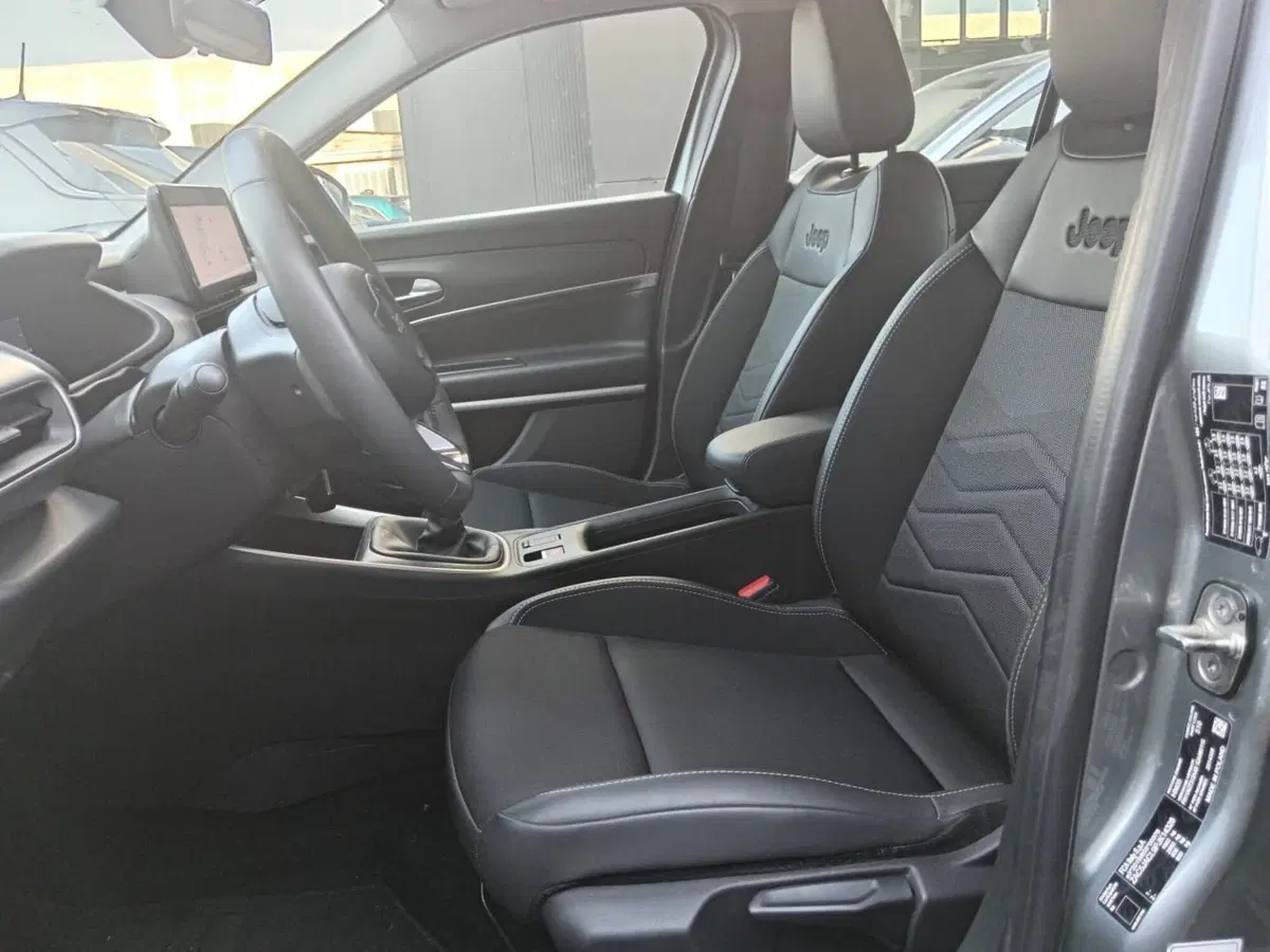 Jeep Avenger usata a Alessandria (13)