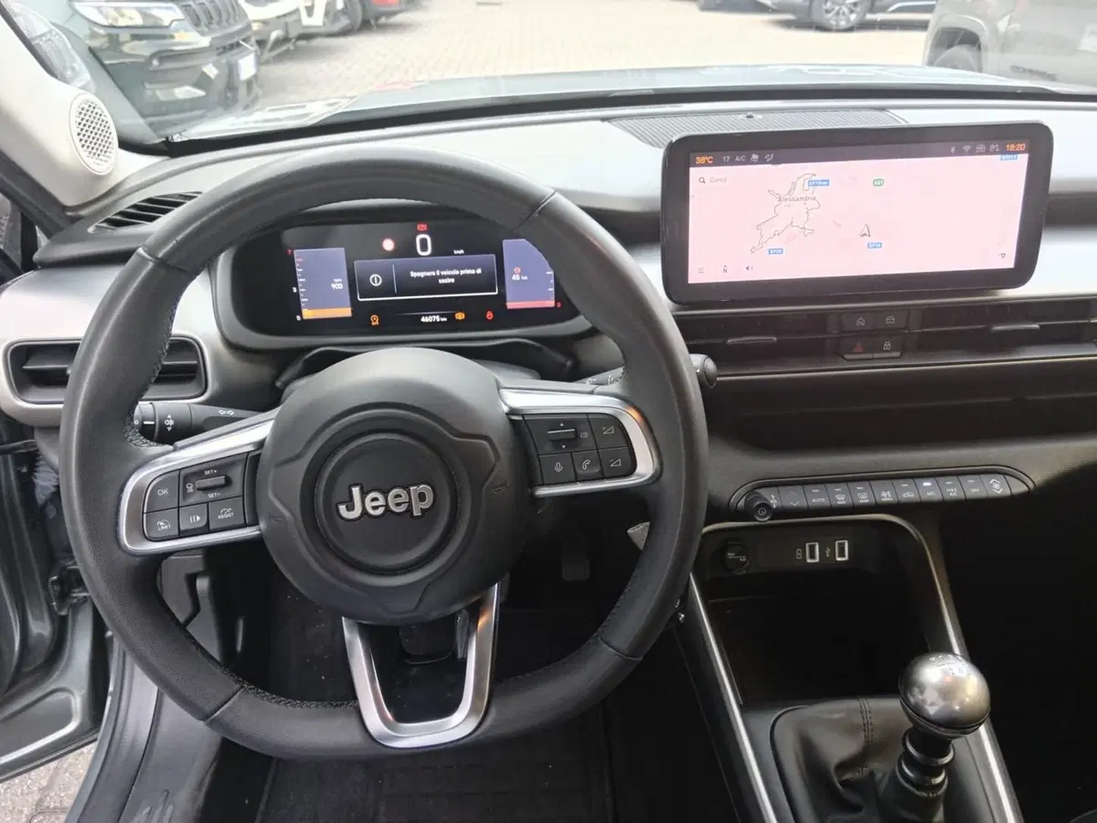 Jeep Avenger usata a Alessandria (17)
