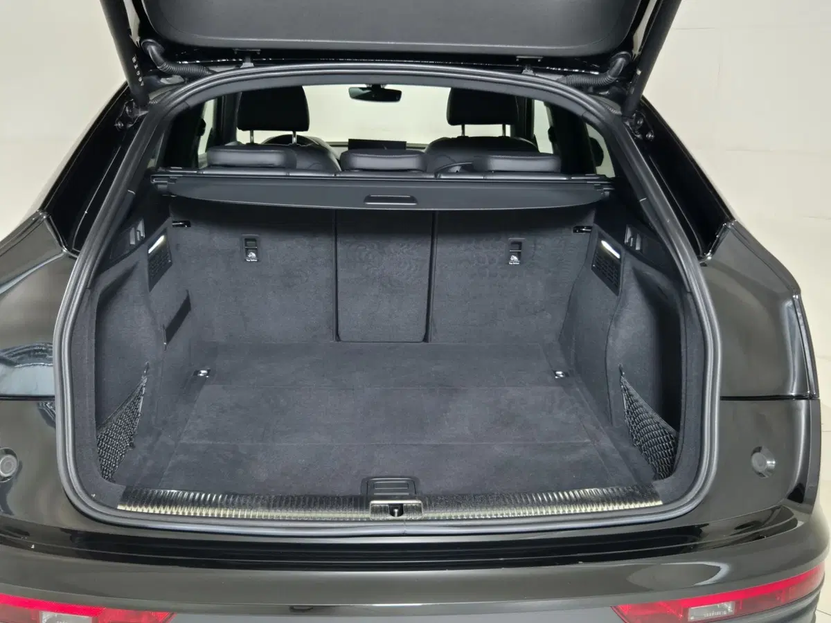 Audi Q5 Sportback usata a Torino (13)
