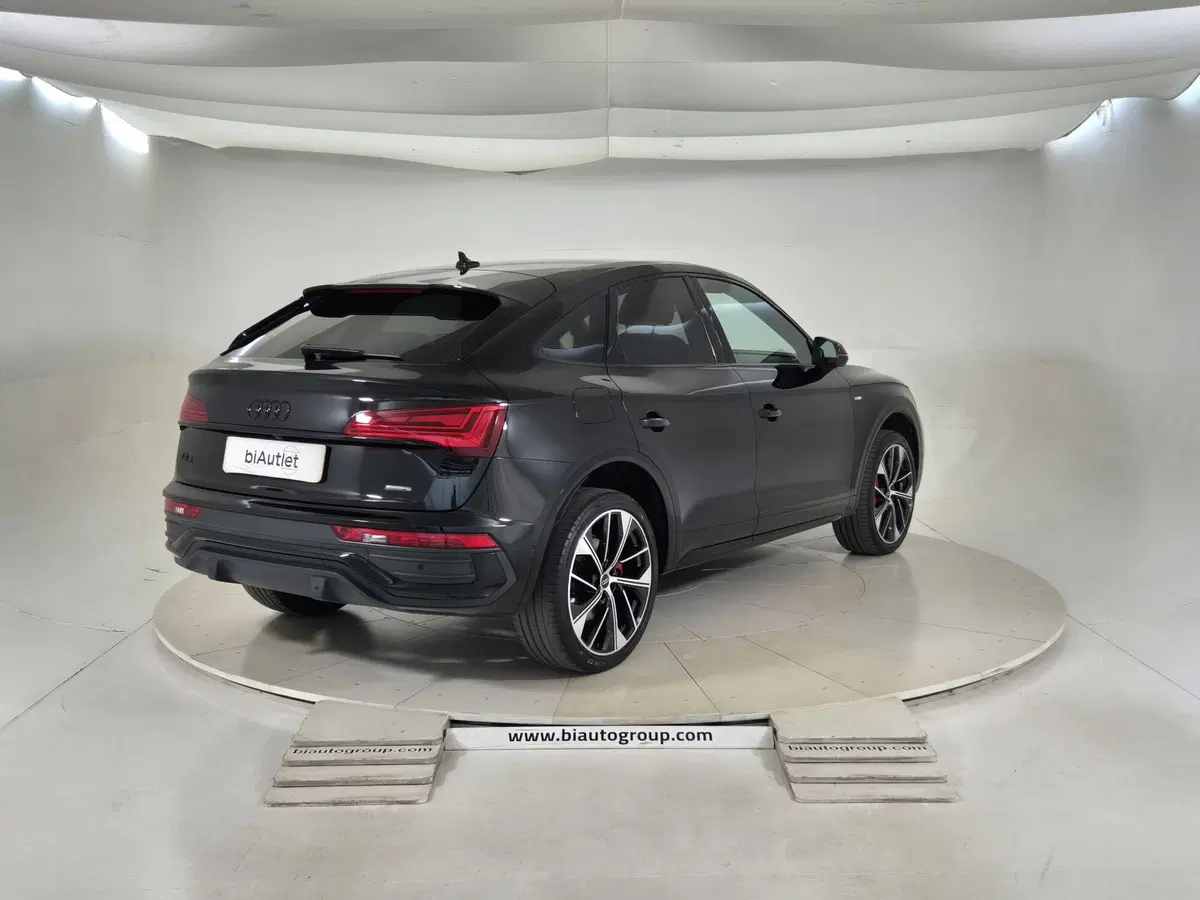 Audi Q5 Sportback usata a Torino (4)