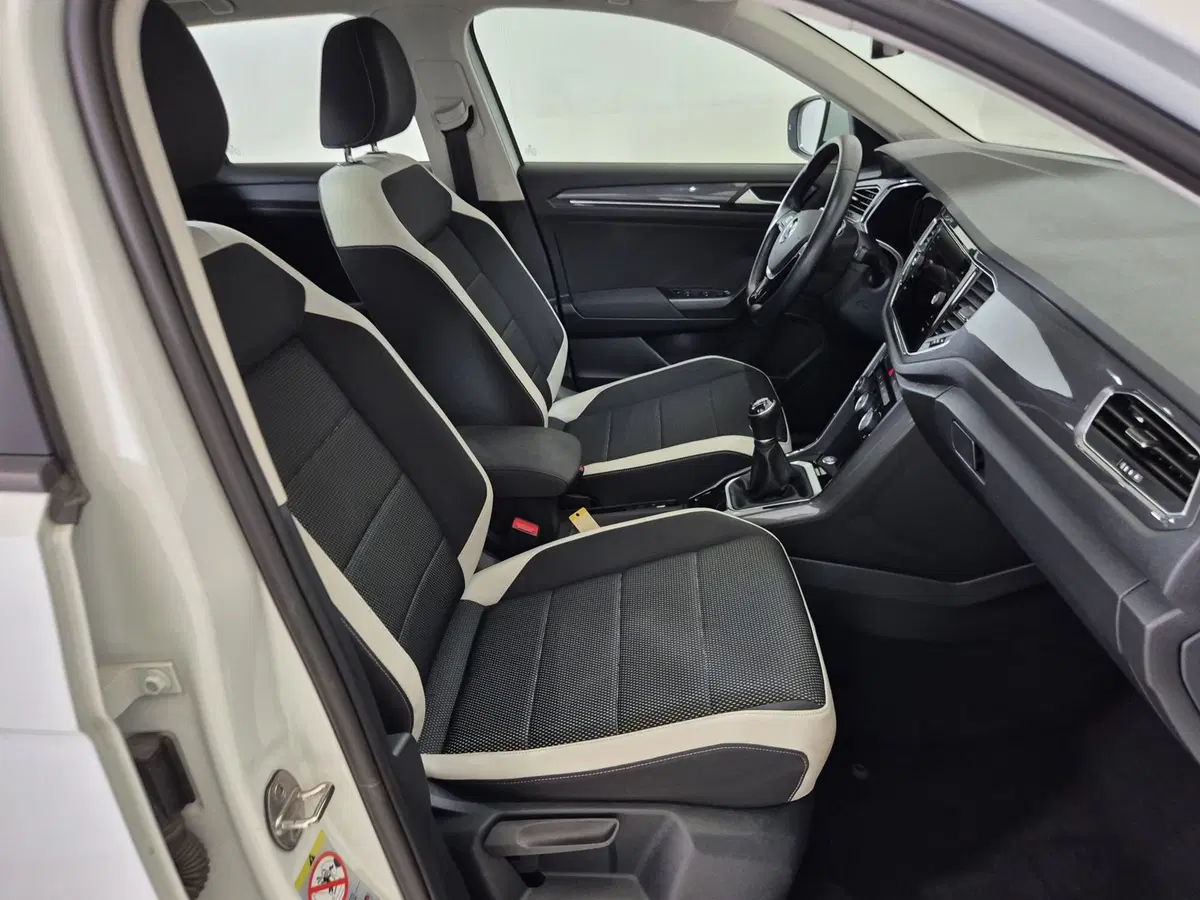 Volkswagen T-Roc usata a Torino (10)