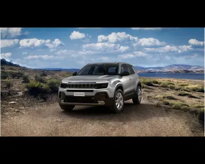 Jeep Avenger 1.2 turbo e-hybrid mhev Summit fwd 110cv edct6 nuova a Torino