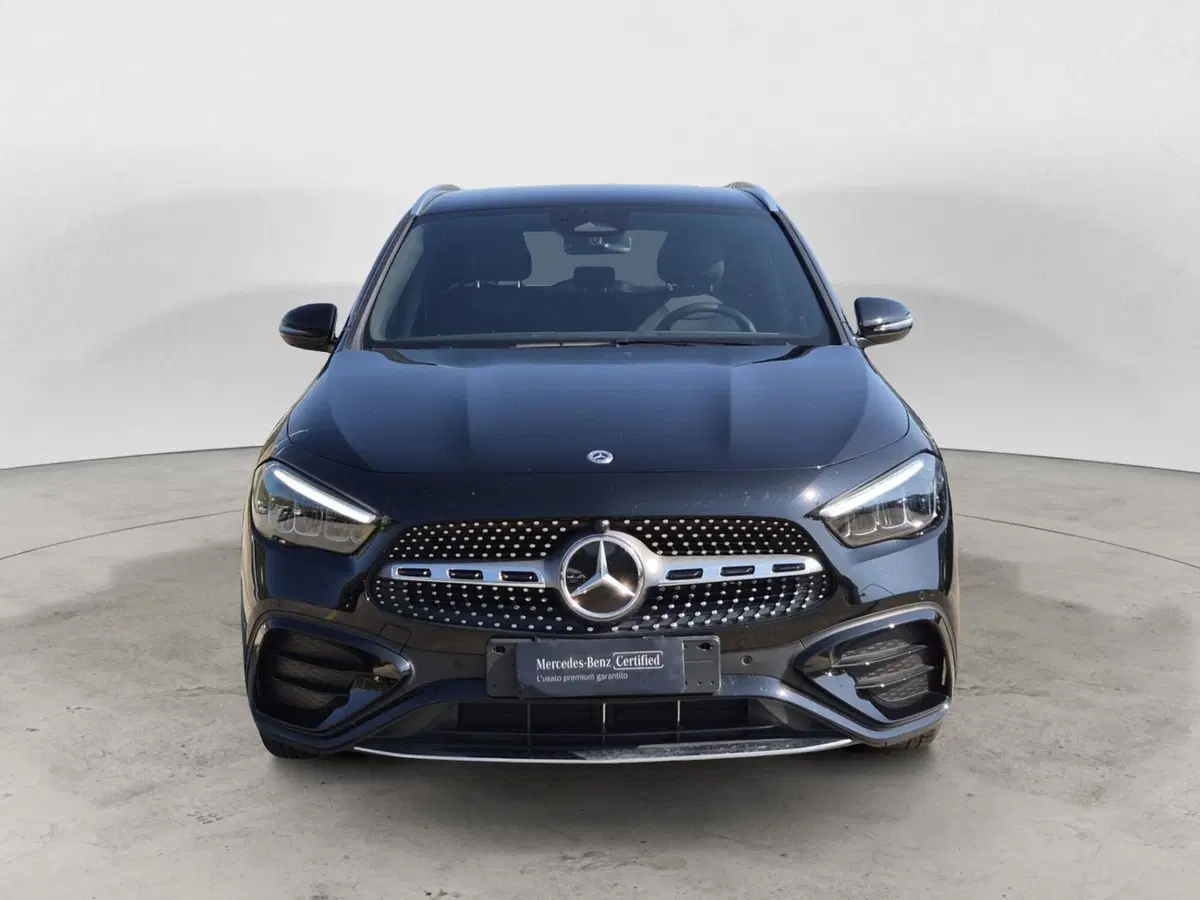 Mercedes-Benz GLA SUV usata  (2)