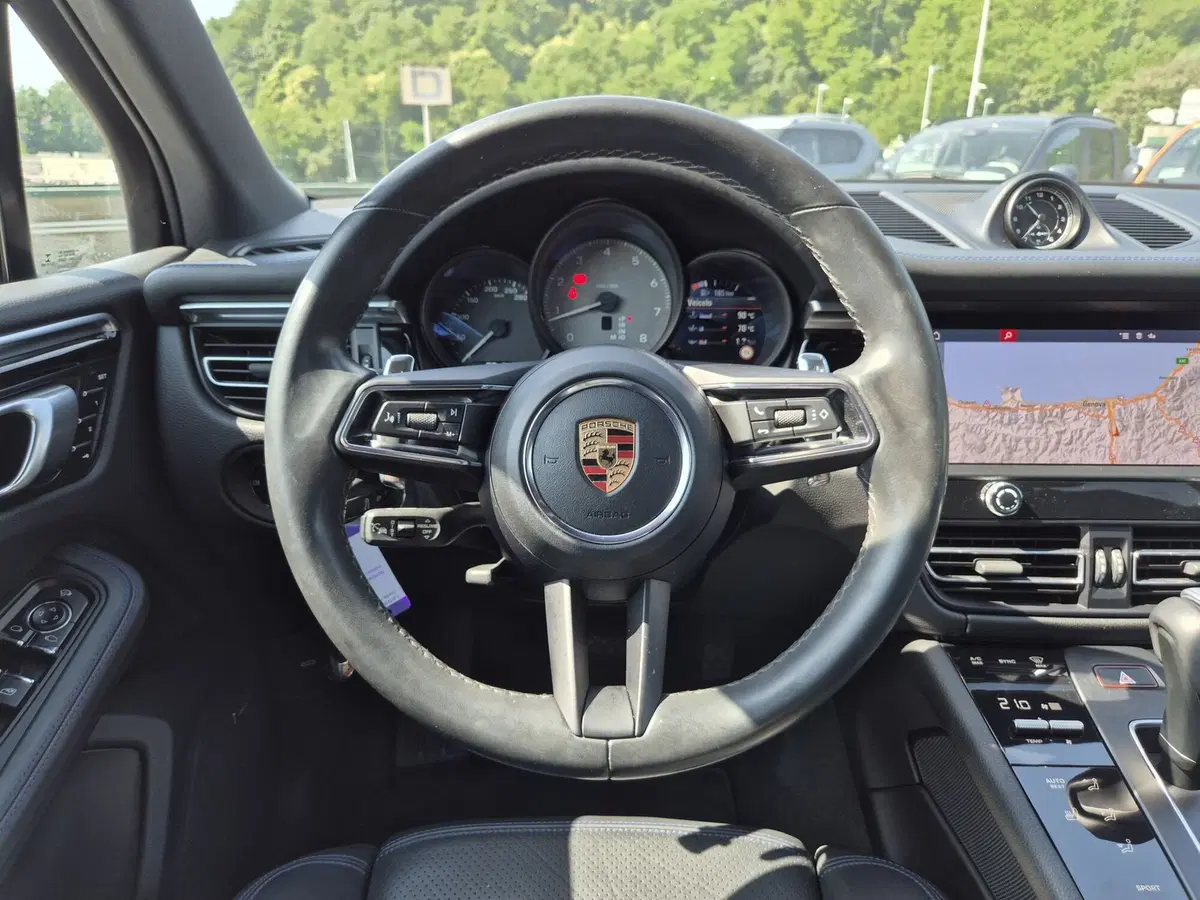 Porsche Macan usata  (19)