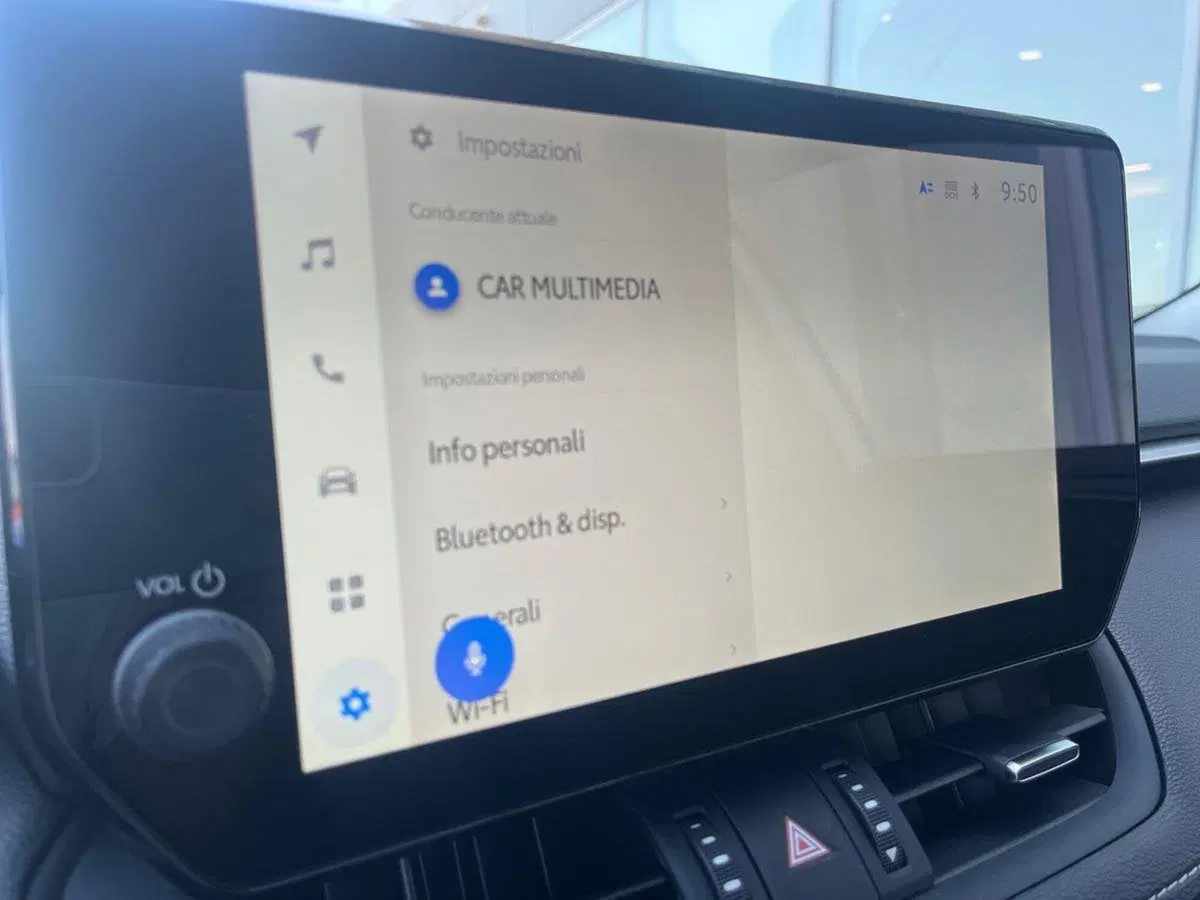 Toyota Rav4 nuova a Ragusa (10)