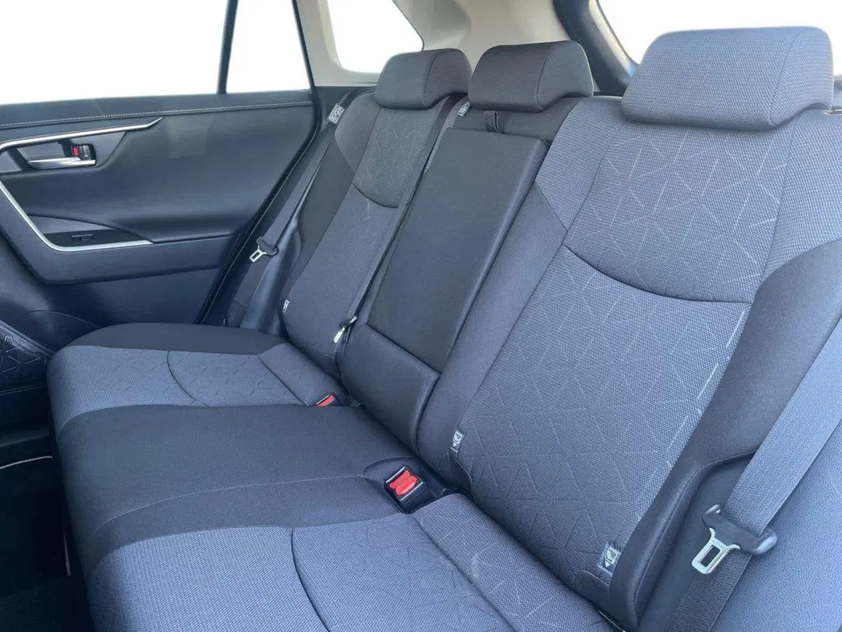 Toyota Rav4 nuova a Ragusa (11)