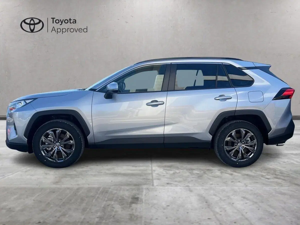 Toyota Rav4 nuova a Ragusa (3)