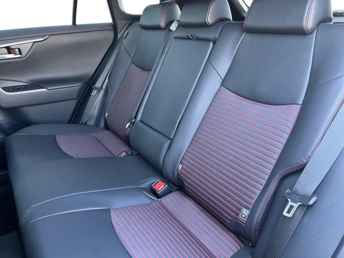 Toyota Rav4 nuova a Ragusa (11)