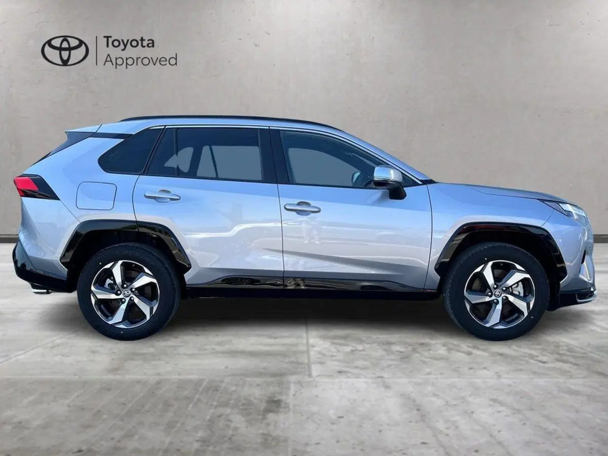 Toyota Rav4 nuova a Ragusa (4)