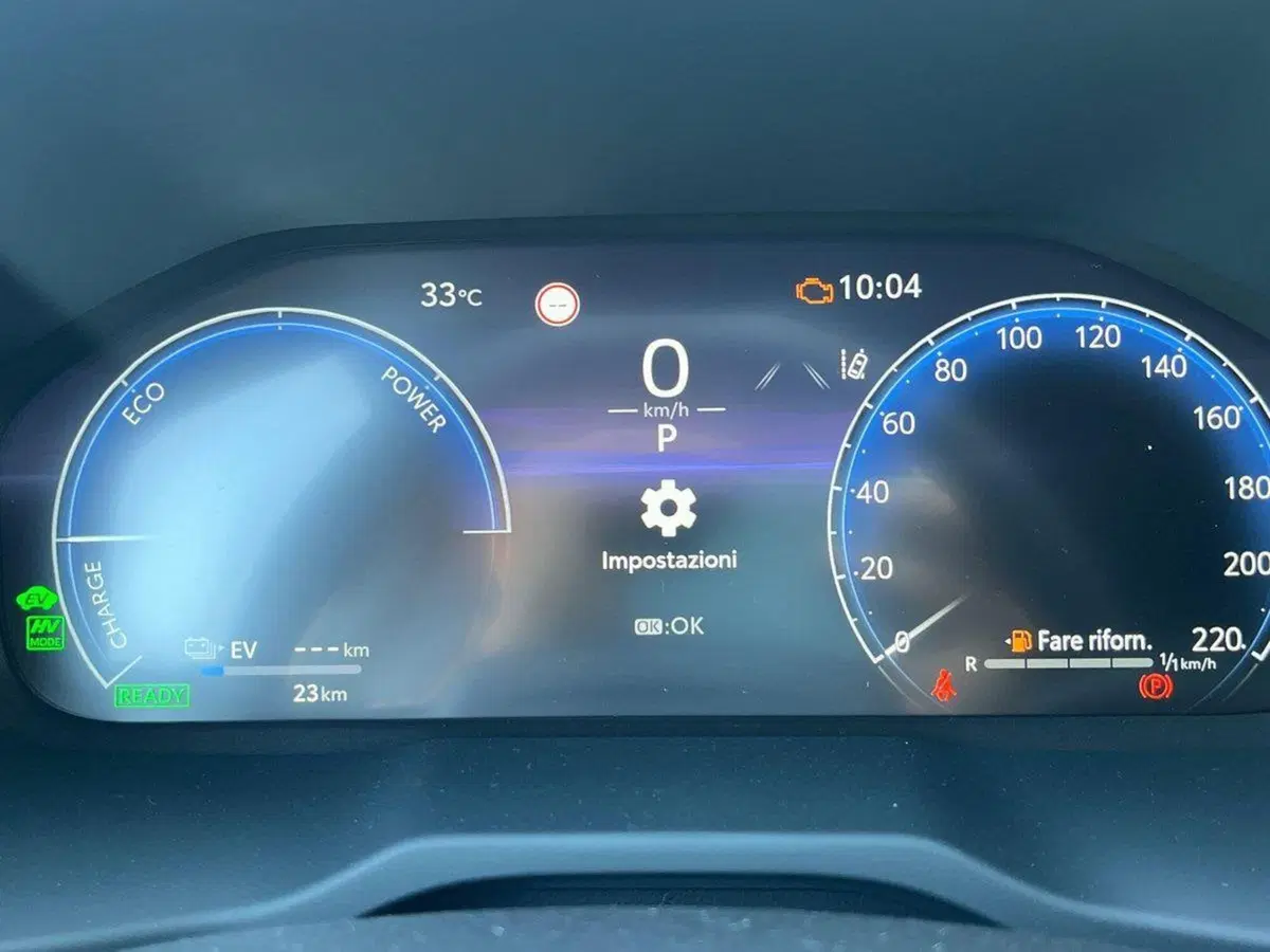 Toyota Rav4 nuova a Ragusa (9)