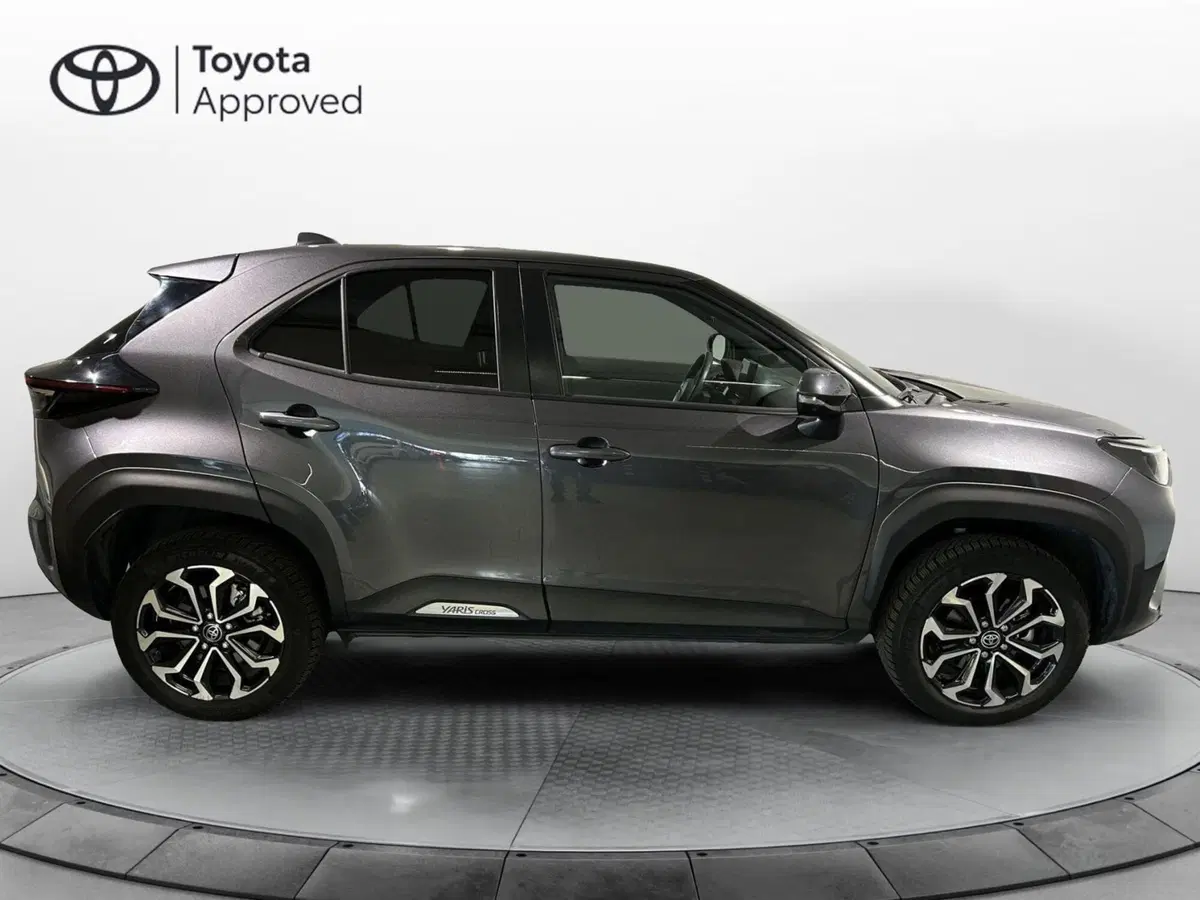Toyota Yaris Cross usata a Milano (13)