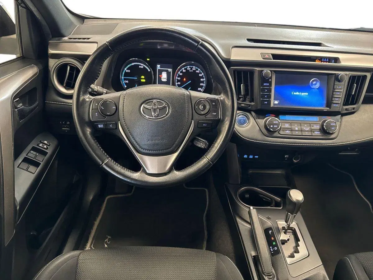 Toyota Rav4 usata a Prato (9)