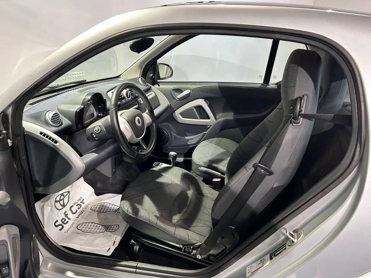 smart Fortwo usata a Milano (11)