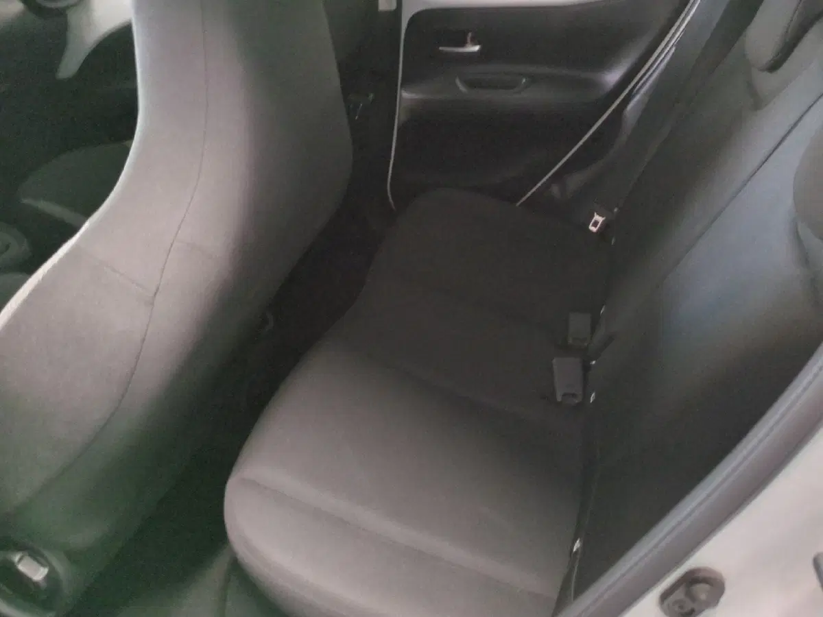 Toyota Aygo X usata a Milano (11)