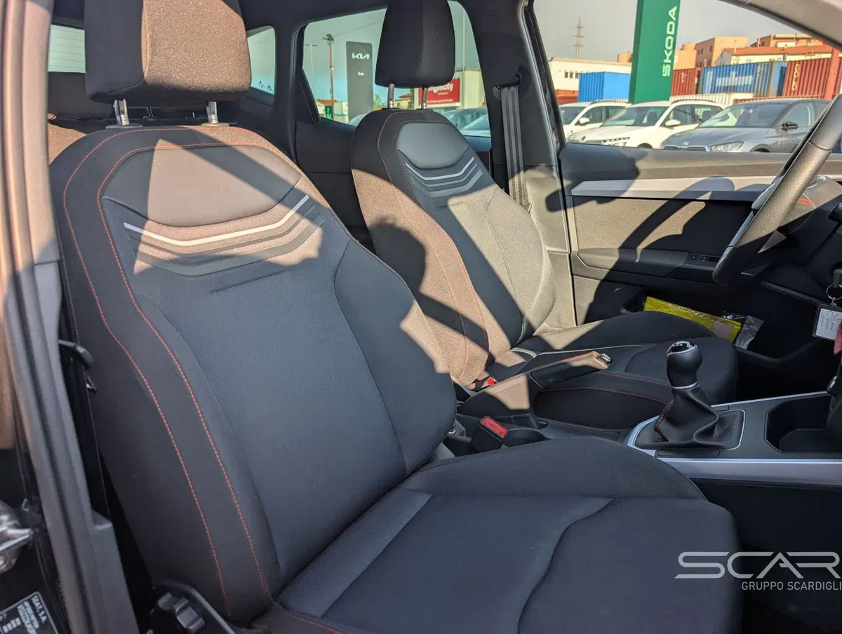 SEAT Arona usata a Livorno (17)