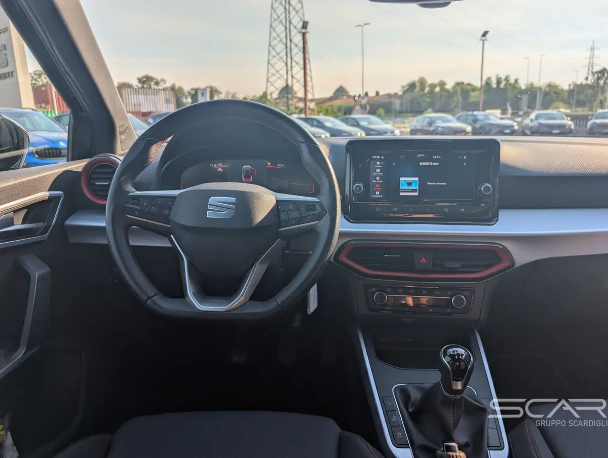 SEAT Arona usata a Livorno (19)