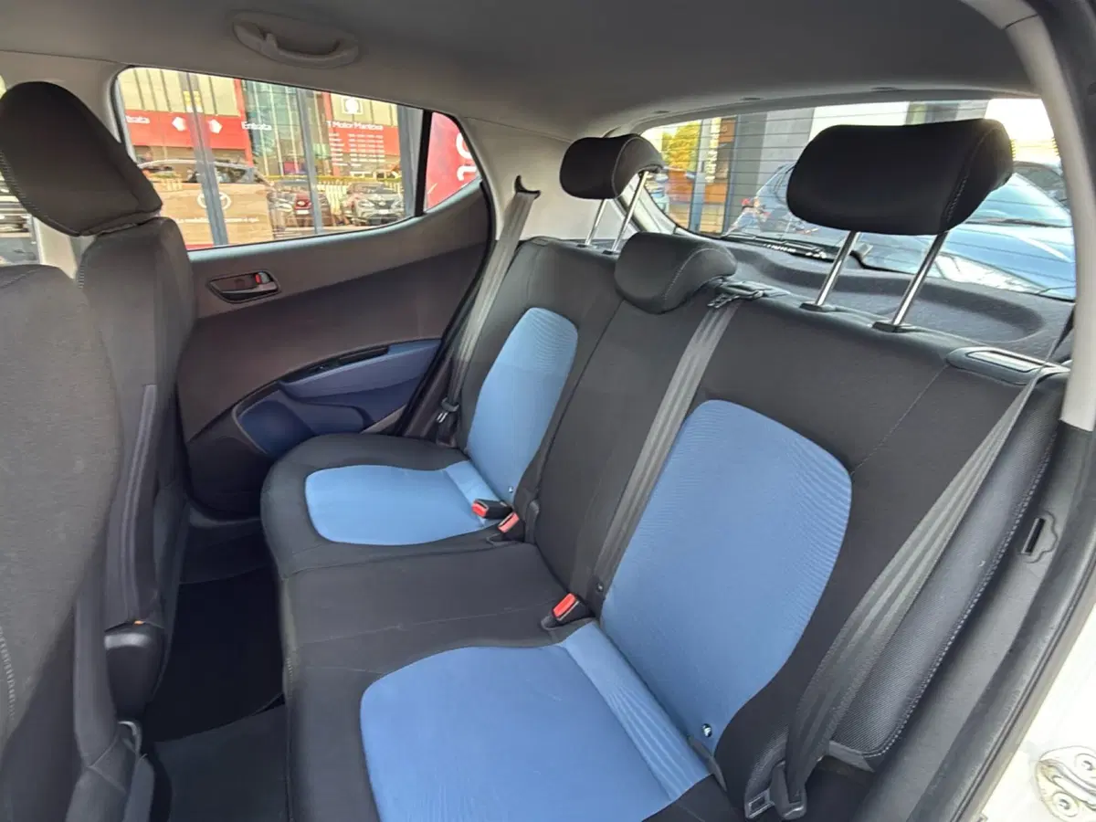 Hyundai i10 usata a Mantova (19)