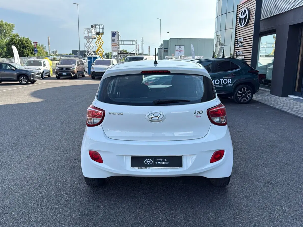 Hyundai i10 usata a Mantova (4)