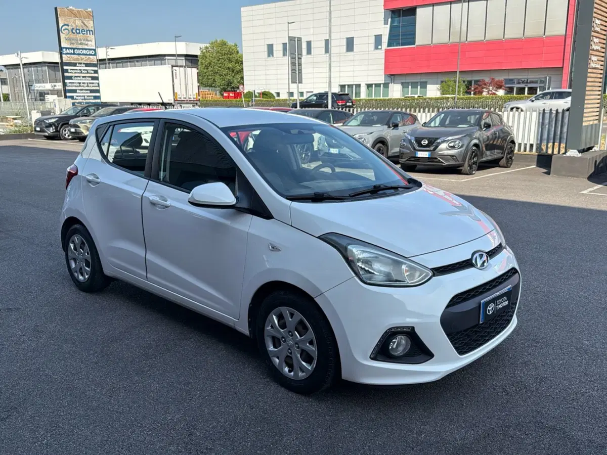 Hyundai i10 usata a Mantova (8)