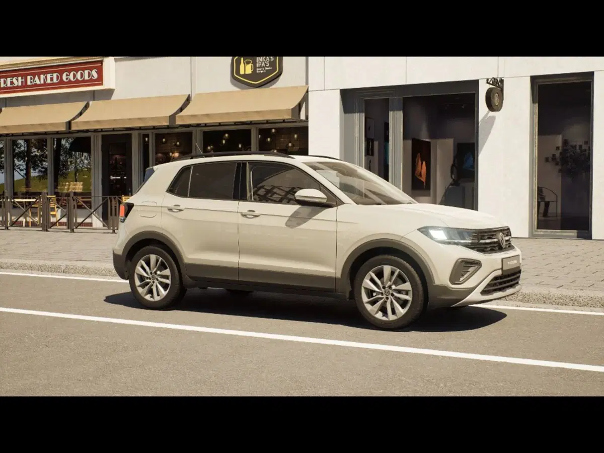 Volkswagen T-Cross nuova a Livorno (3)