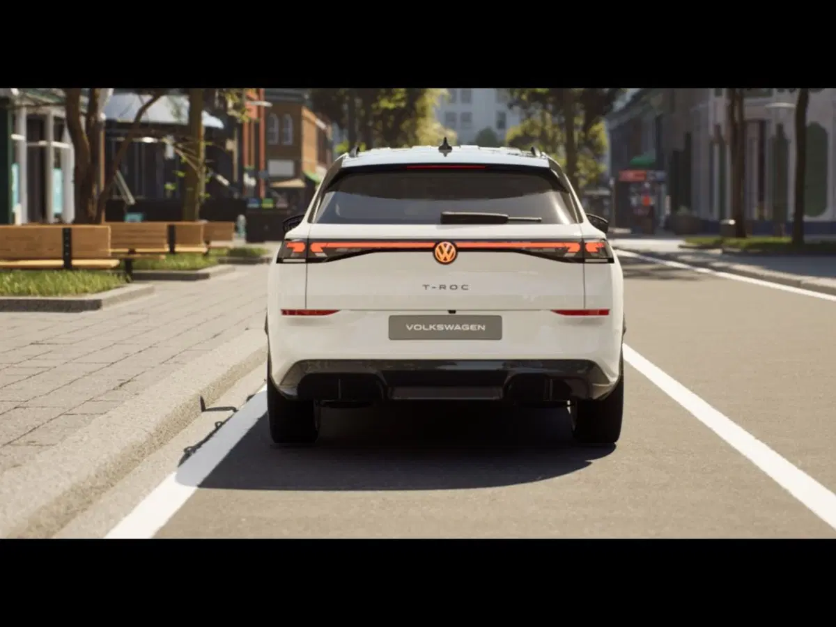 Volkswagen T-Roc nuova a Livorno (11)