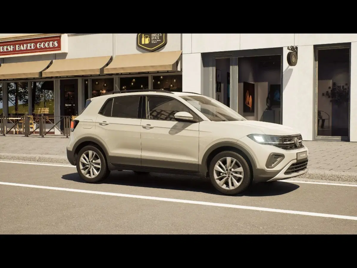 Volkswagen T-Cross nuova a Livorno (3)